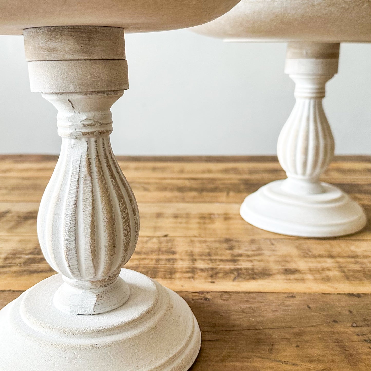 Set 2 pedestales madera albayalde