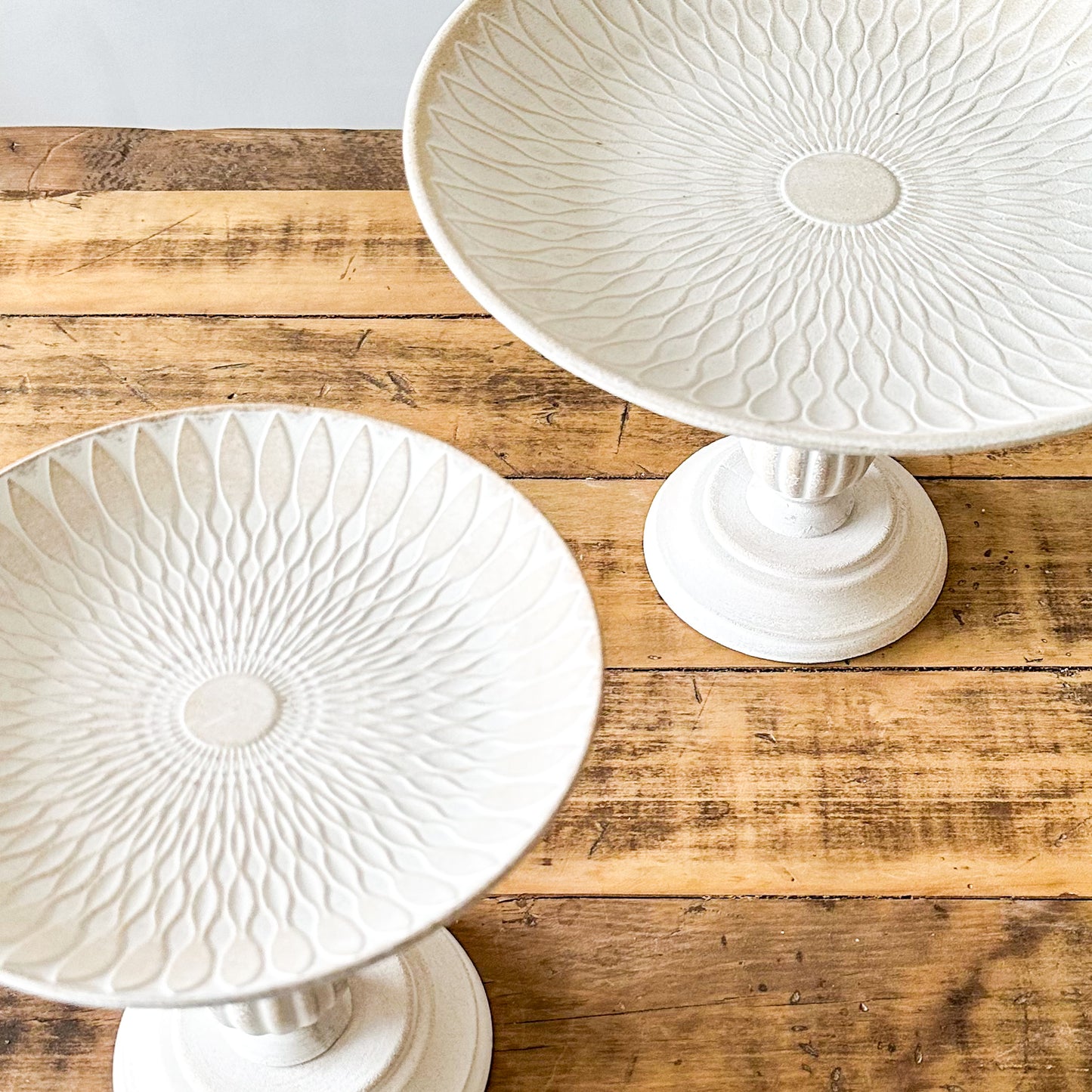 Set 2 pedestales madera albayalde