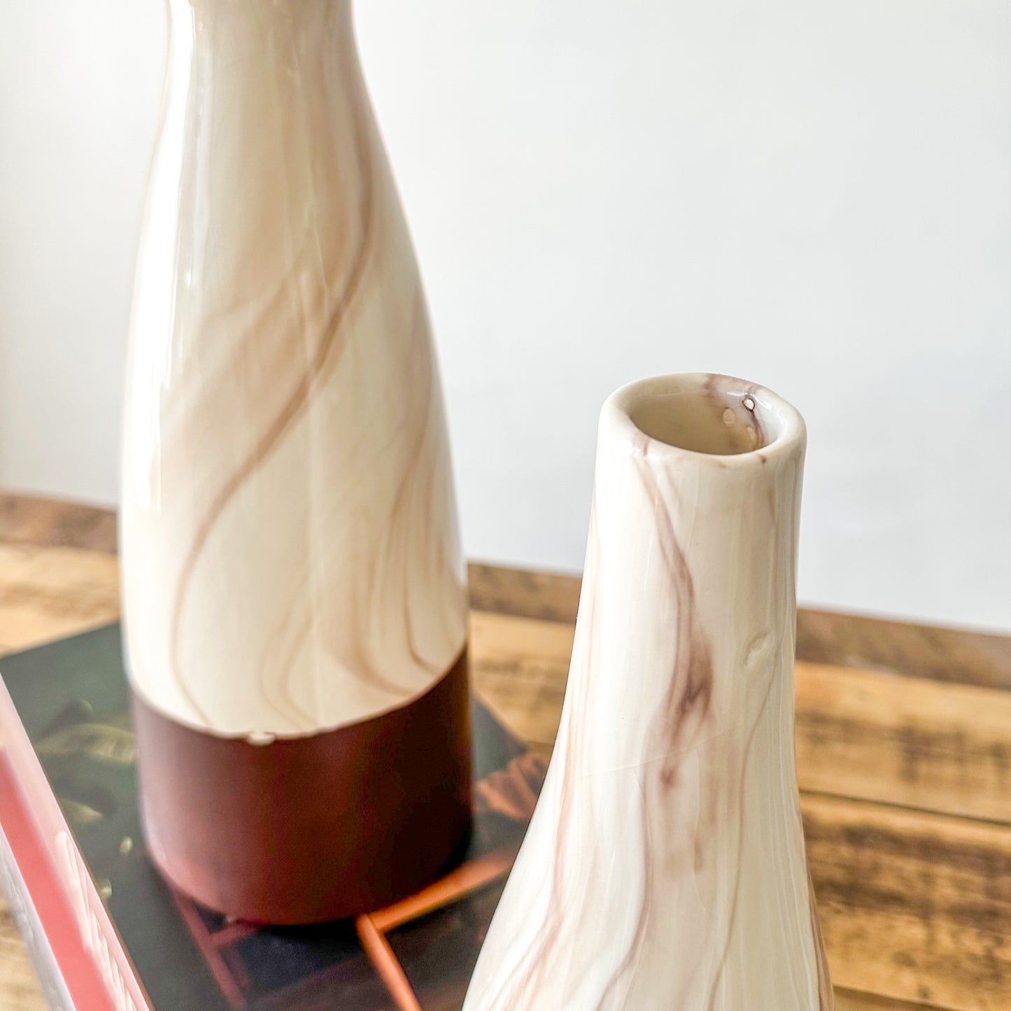 Florero Cerámica Textura Mármol Burdeo Vintage | Frank Home Florero Frank Home Chile