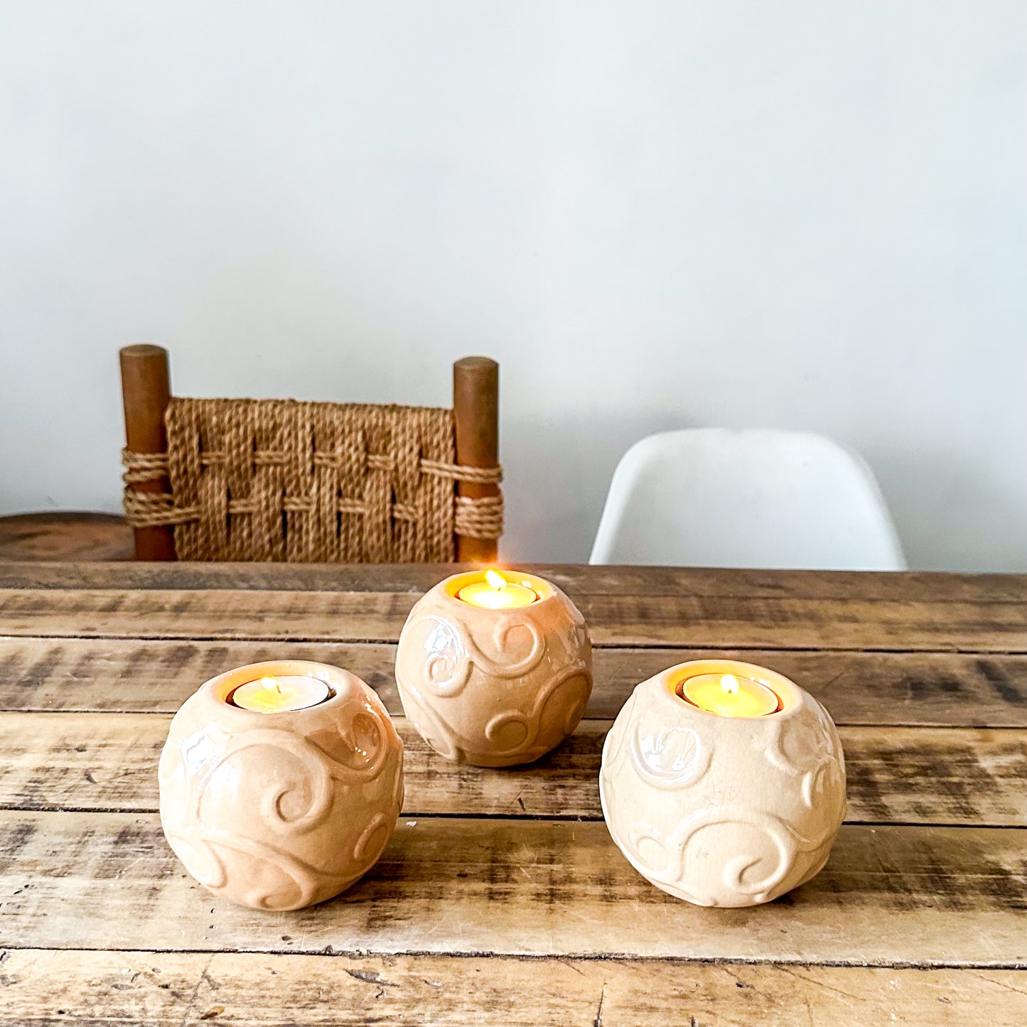 Set 3 Porta Velas Cerámica Esmaltada Relieve Ondas Florales Set Porta Velas Frank Home Chile