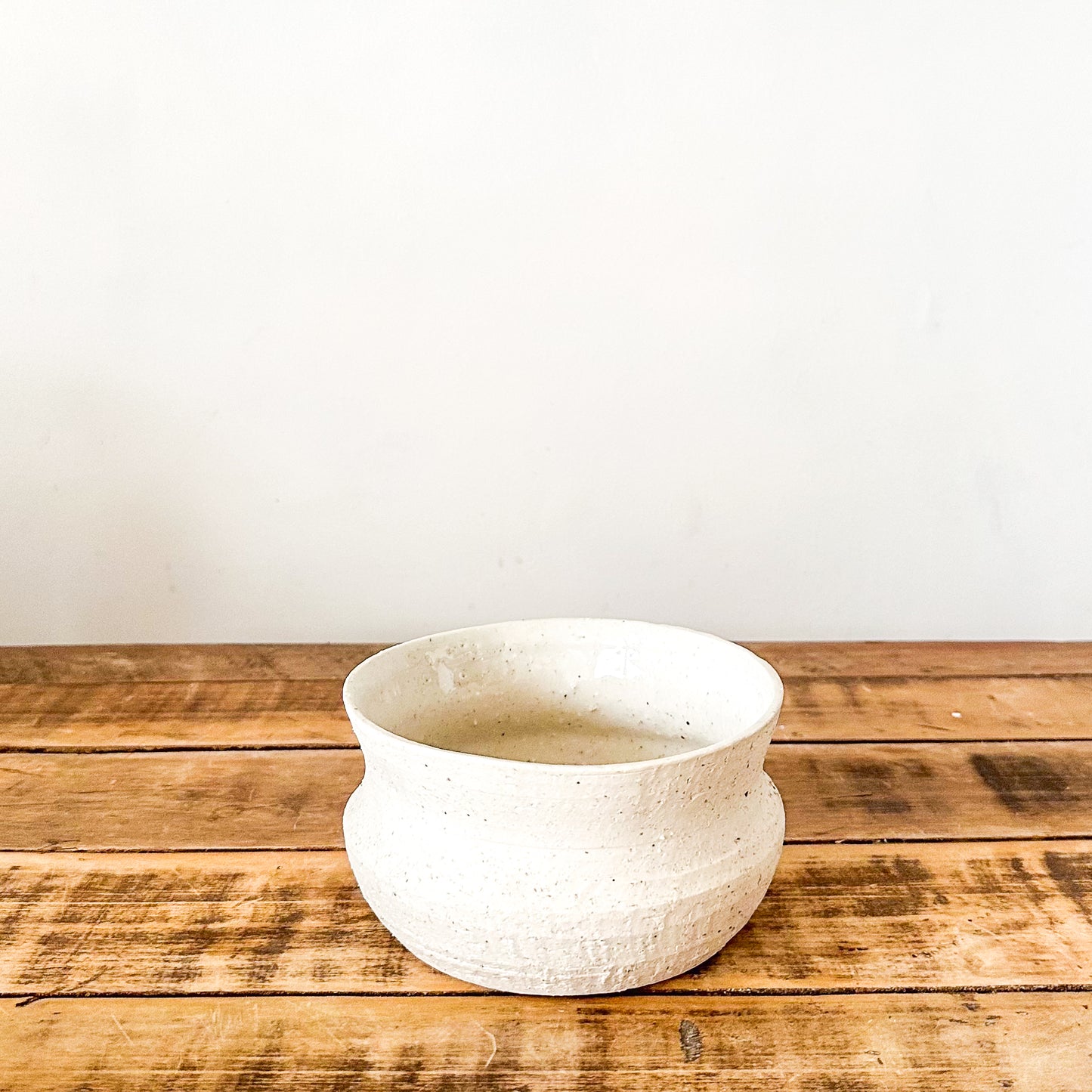 Porta Macetero Cerámica Texturizada Porta Macetero Frank Home Chile