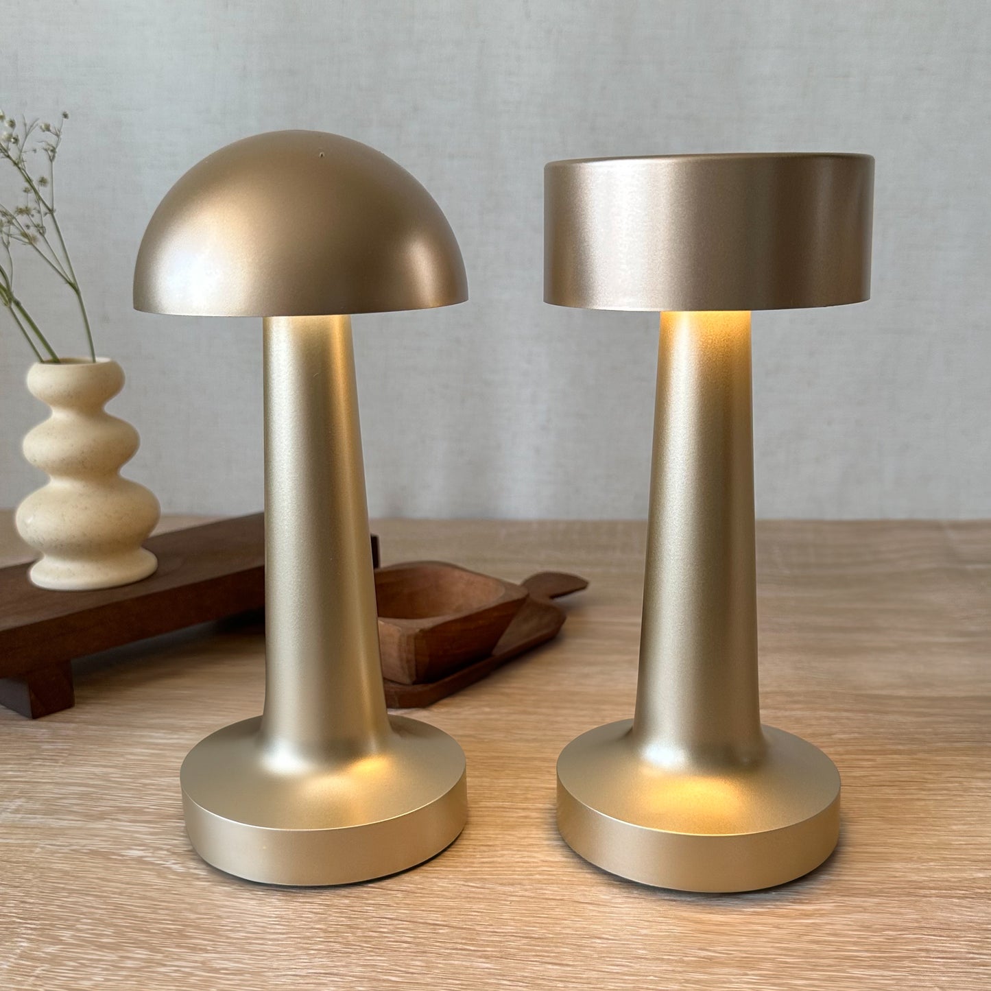 Lámpara de mesa Mushroom recargable touch Lampara de mesa y escritorio Frank Home Chile