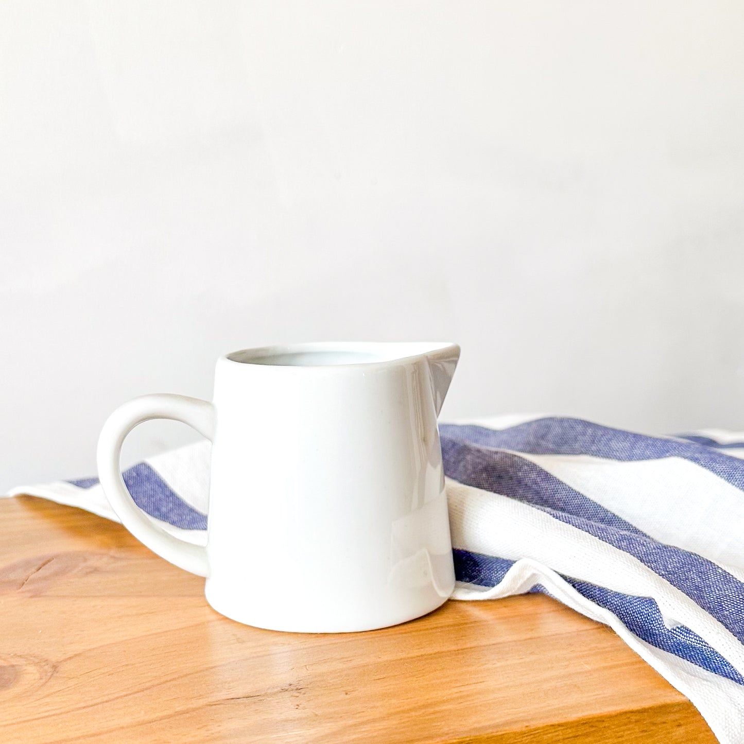 Mini Jarrita Cerámica Blanca jara Frank Home Chile