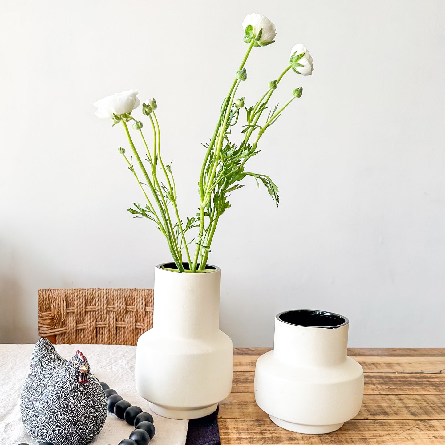 Set 2 Floreros Cerámica Borde Negro Florero Frank Home Chile