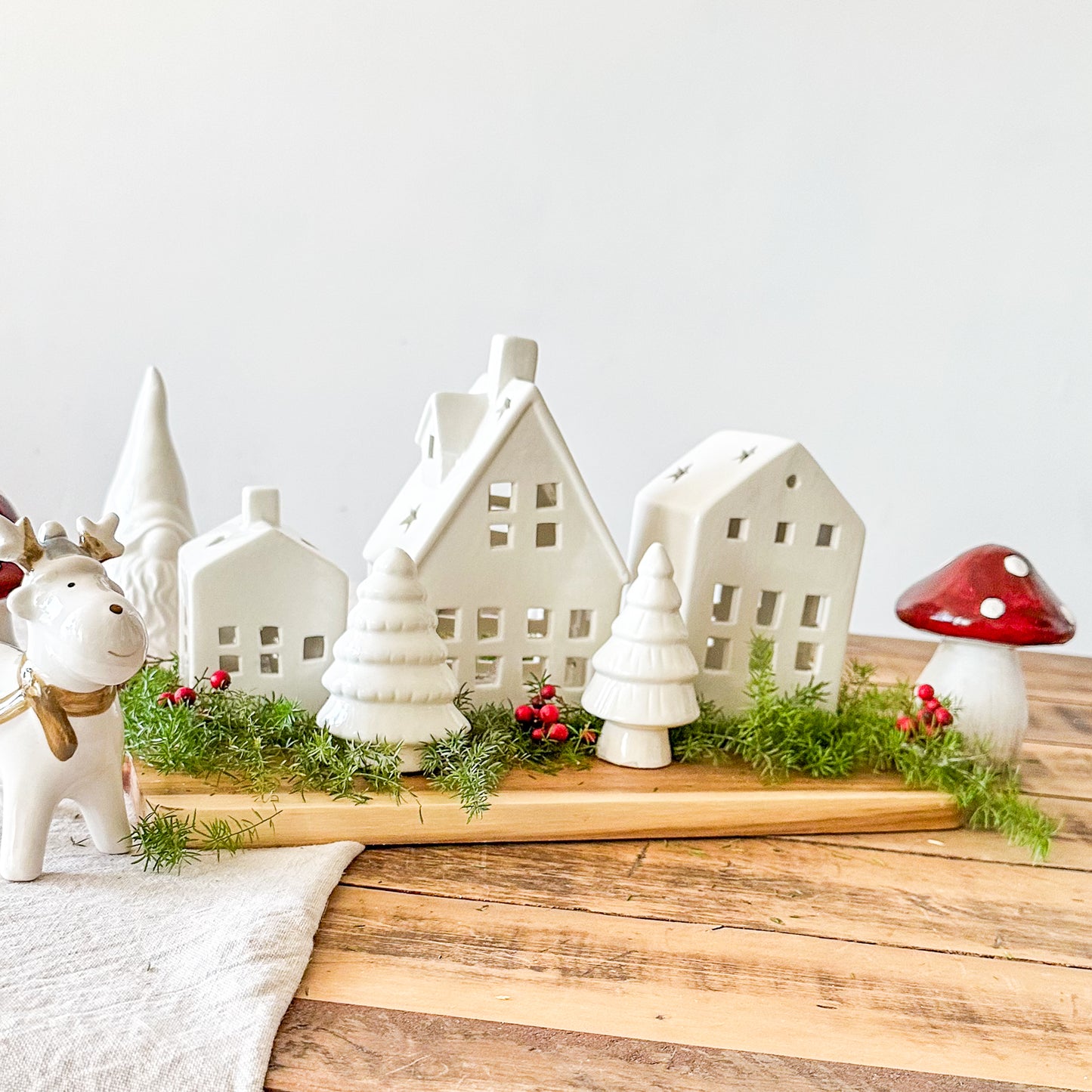 Set 3 Casas Cerámica con Luz Villa Navideña 16.5cm - Iluminadas Adorno Frank Home Chile