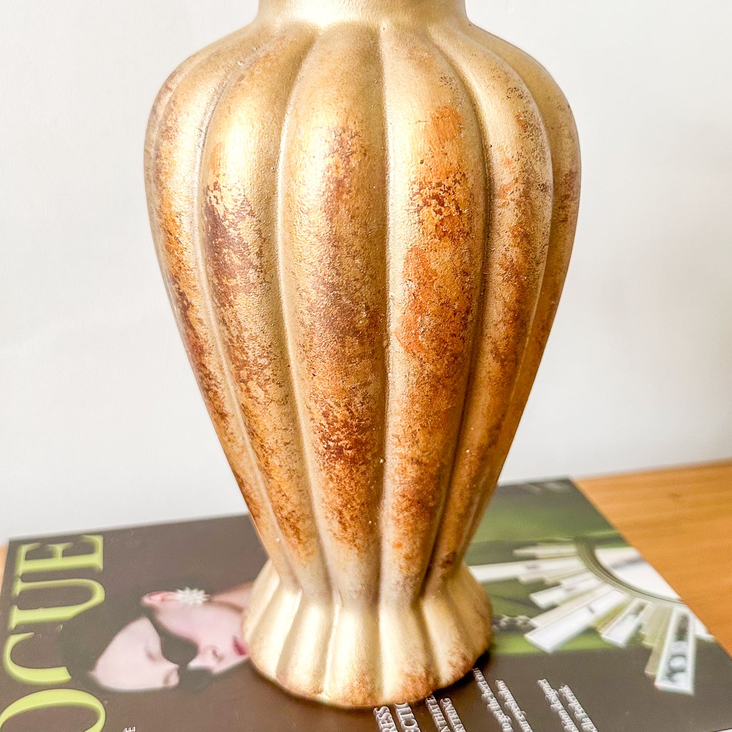 Florero Dorado Envejecido 23.5cm - Cerámica Elegante Vintage Florero Frank Home Chile