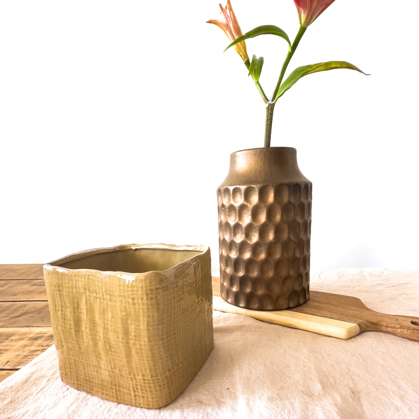 Porta Macetero Irregular Cerámica Esmaltada Porta Macetero Frank Home Chile