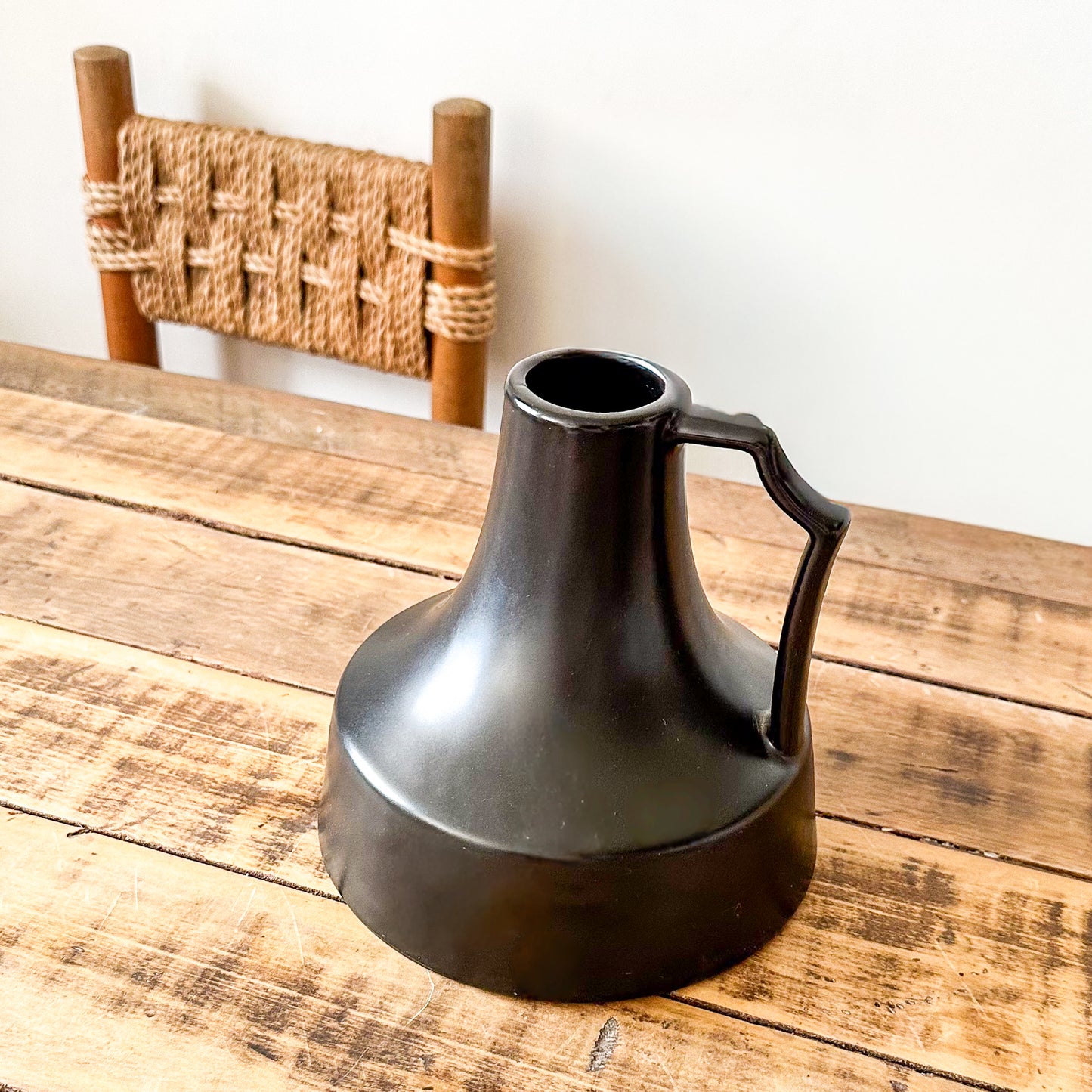 Florero Jarra Cerámica Negra Satinada 18cm | Frank Home Florero Frank Home Chile