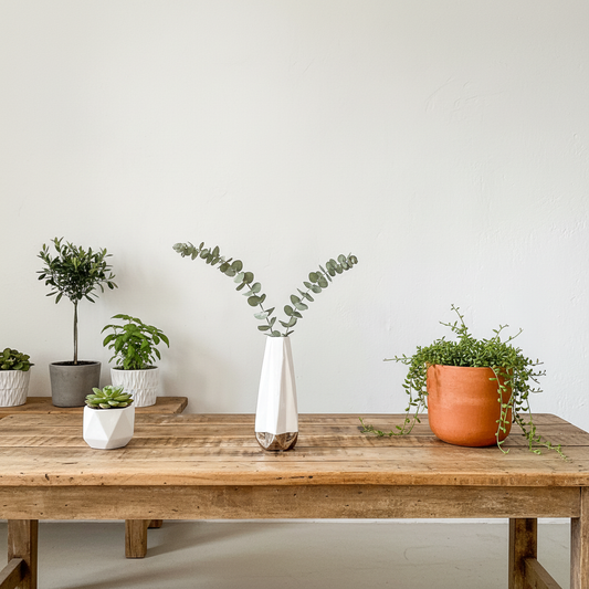 Florero Bolsa Cerámica Blanca Esmaltada - Diseño Original Florero Frank Home Chile