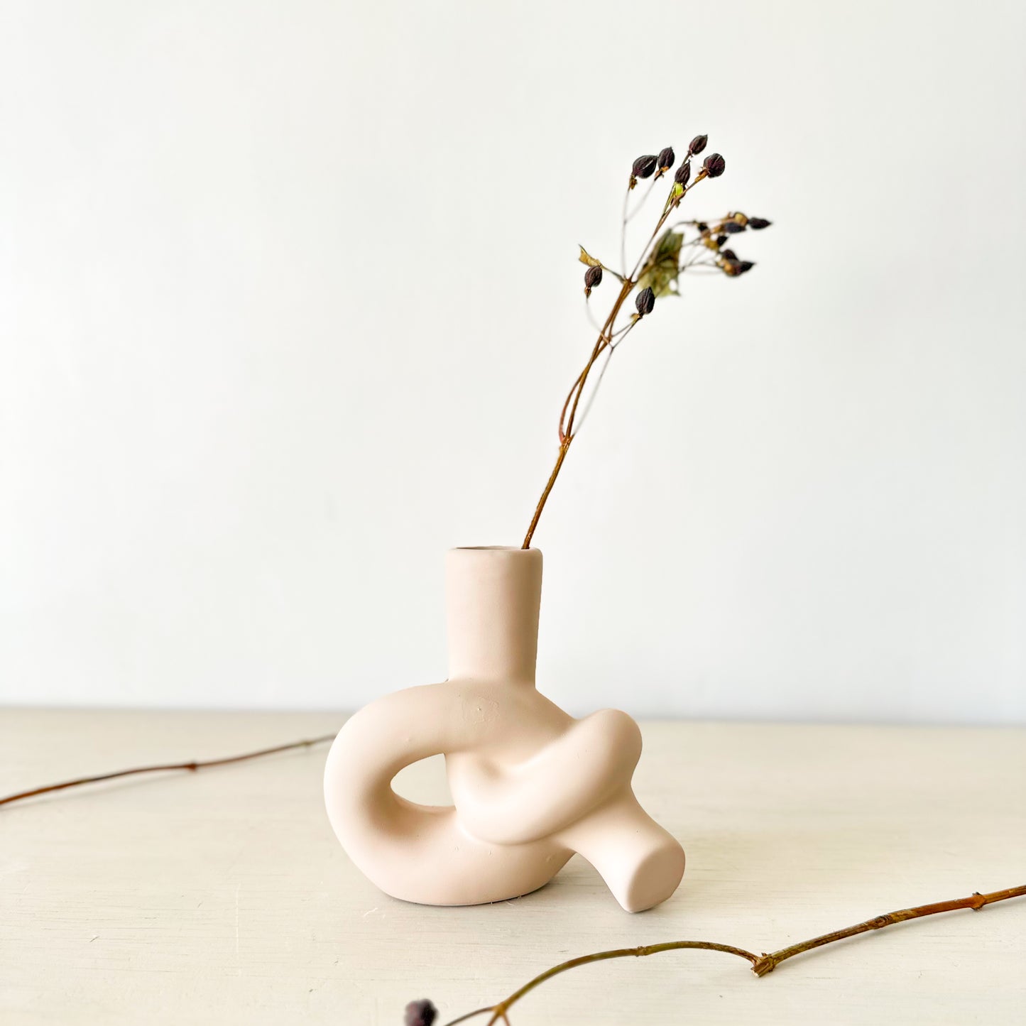 Florero nudo cerámica verde musgo