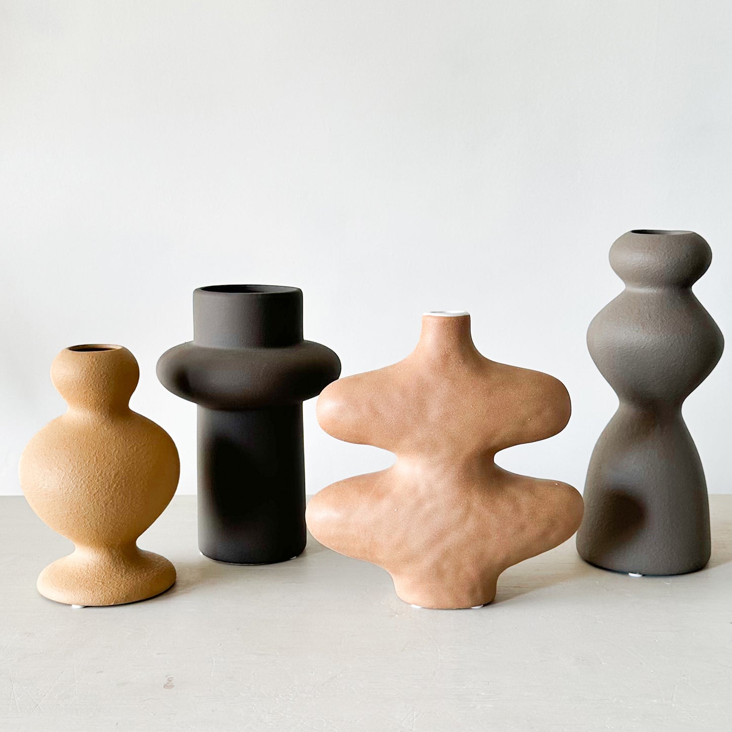 Florero cerámica café Florero Frank Home Chile