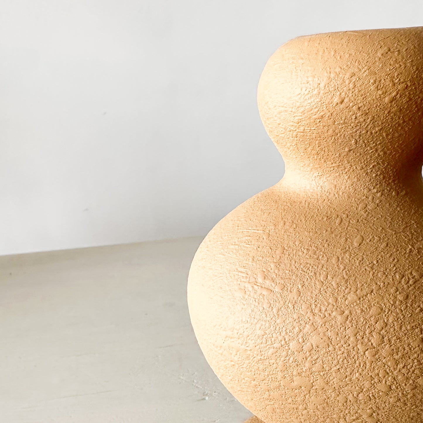 Florero Cerámica Terracota Ondas Redondo Florero Frank Home Chile