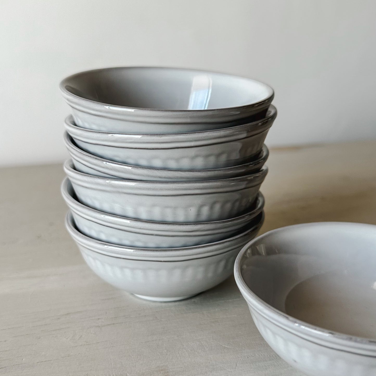 Pocillo Gris Hueso Cerámica 9.5cm - Salsas y Aperitivos pocillo Frank Home Chile