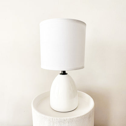 Lámpara Mini Mesa Lisa Lampara de mesa y escritorio Frank Home Chile