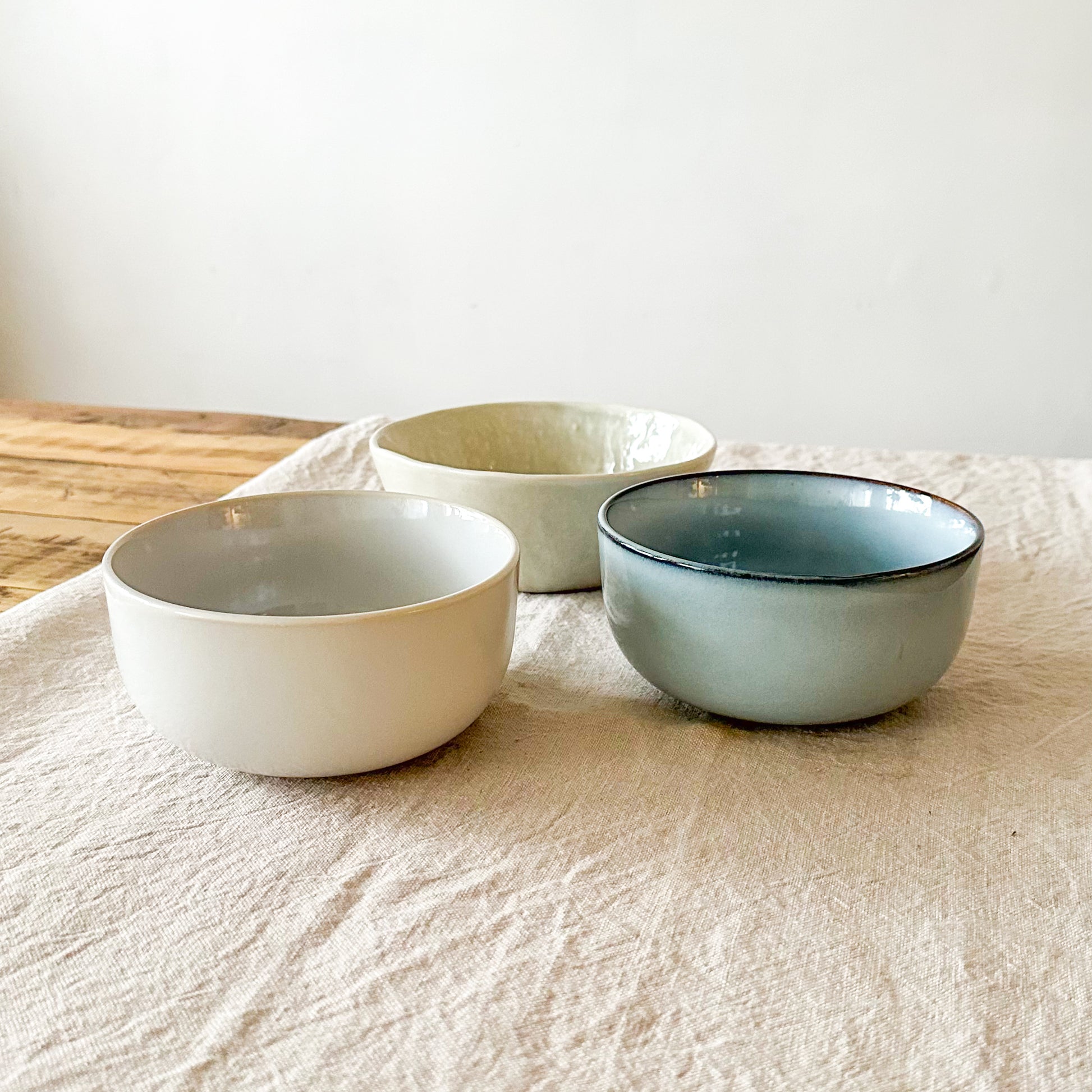 Set 3 Bowls Cerámica Celeste Pastel 15.7cm - Apto Microondas Bowl Frank Home Chile