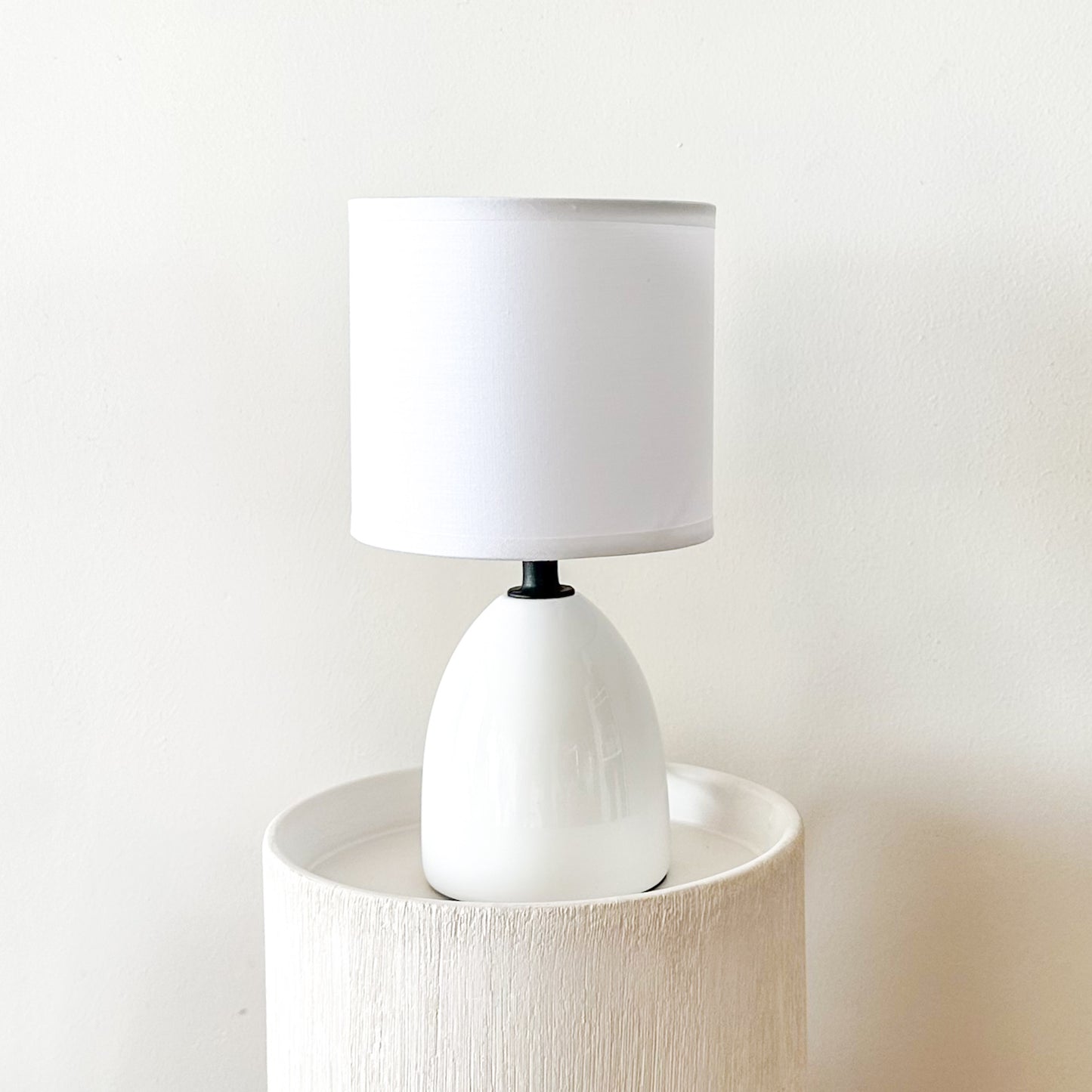 Lámpara Mini Mesa Lisa Lampara de mesa y escritorio Frank Home Chile