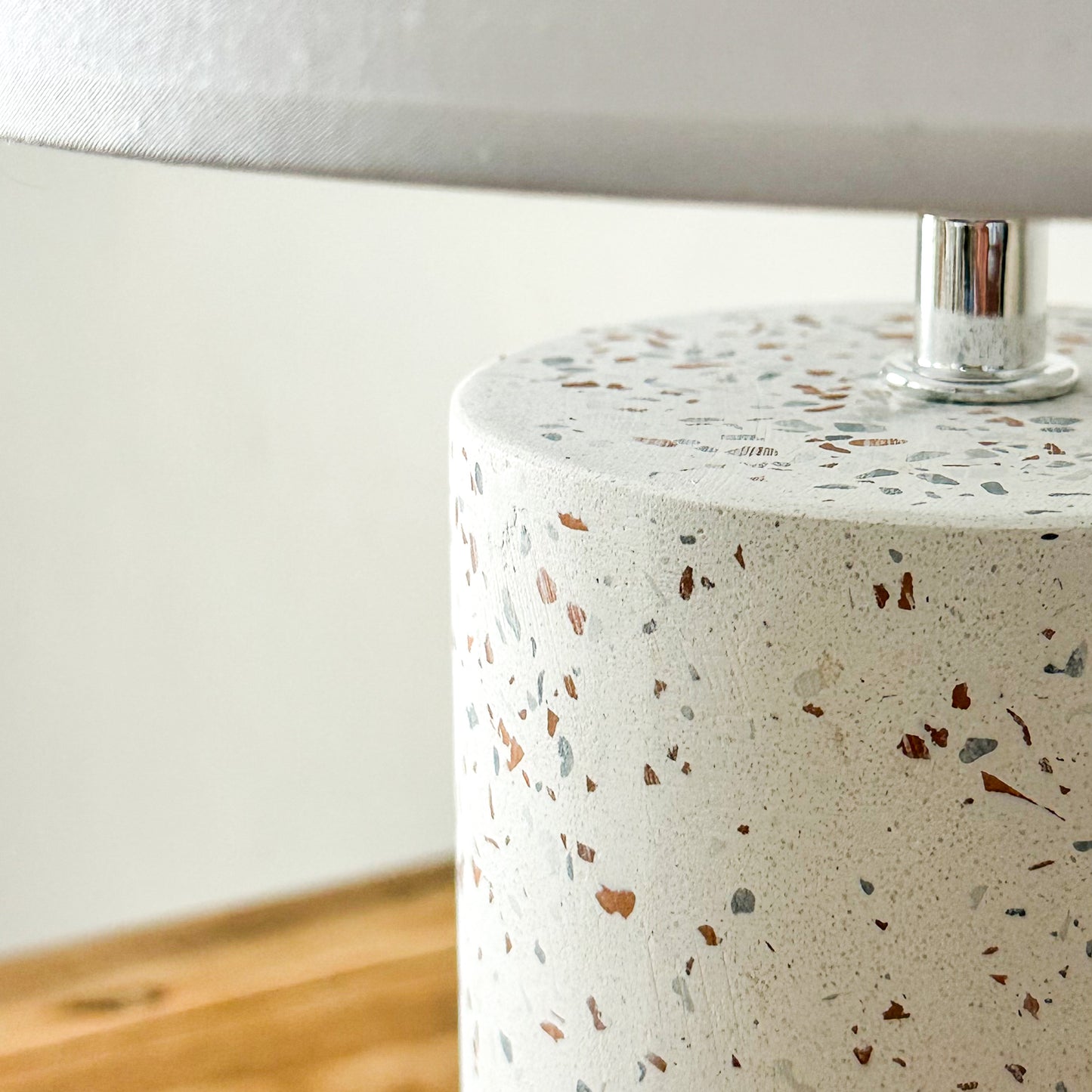 Lámpara de Mesa Base Terrazo Lampara de mesa Frank Home Chile