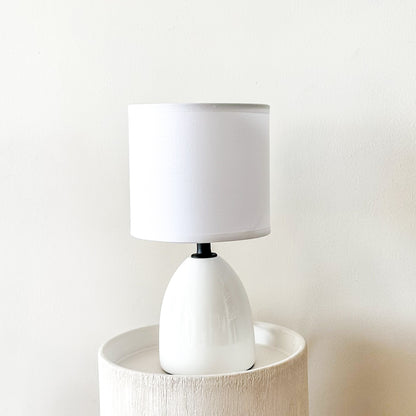 Lámpara Mini Mesa Lisa Lampara de mesa y escritorio Frank Home Chile