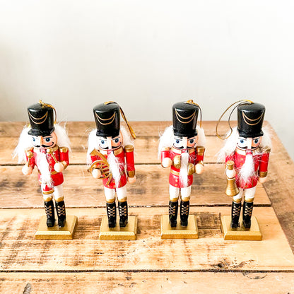 Set 4 Cascanueces Colgantes Navideños 13cm | Frank Home Adorno Frank Home Chile