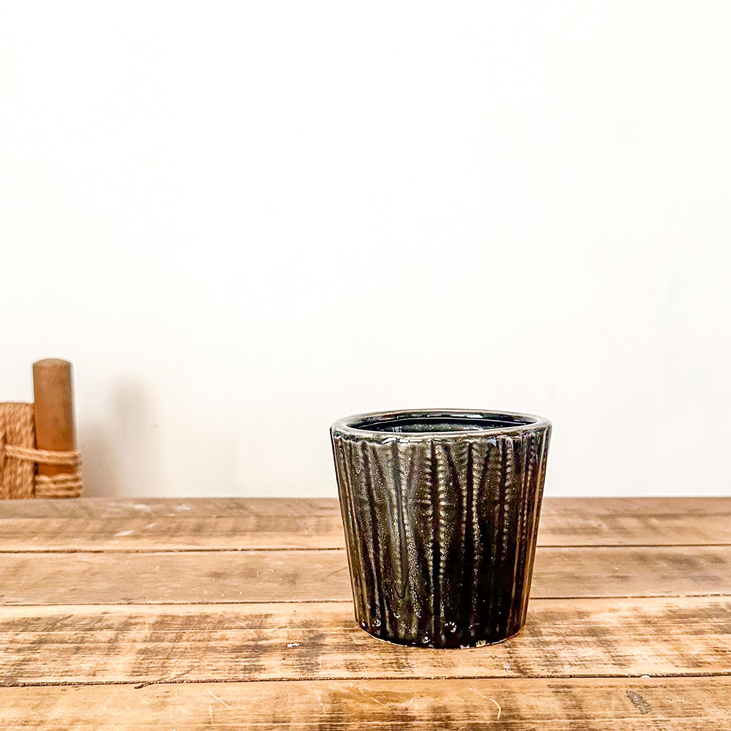 Porta Macetero Cerámica Esmaltada Negro 14cm | Frank Home Porta Macetero Frank Home Chile