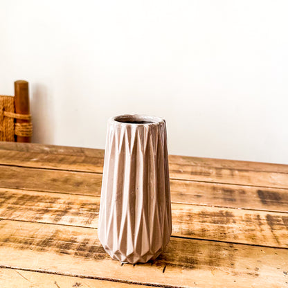 Florero Geométrico Cerámica 15 cm Marrón Florero Frank Home Chile