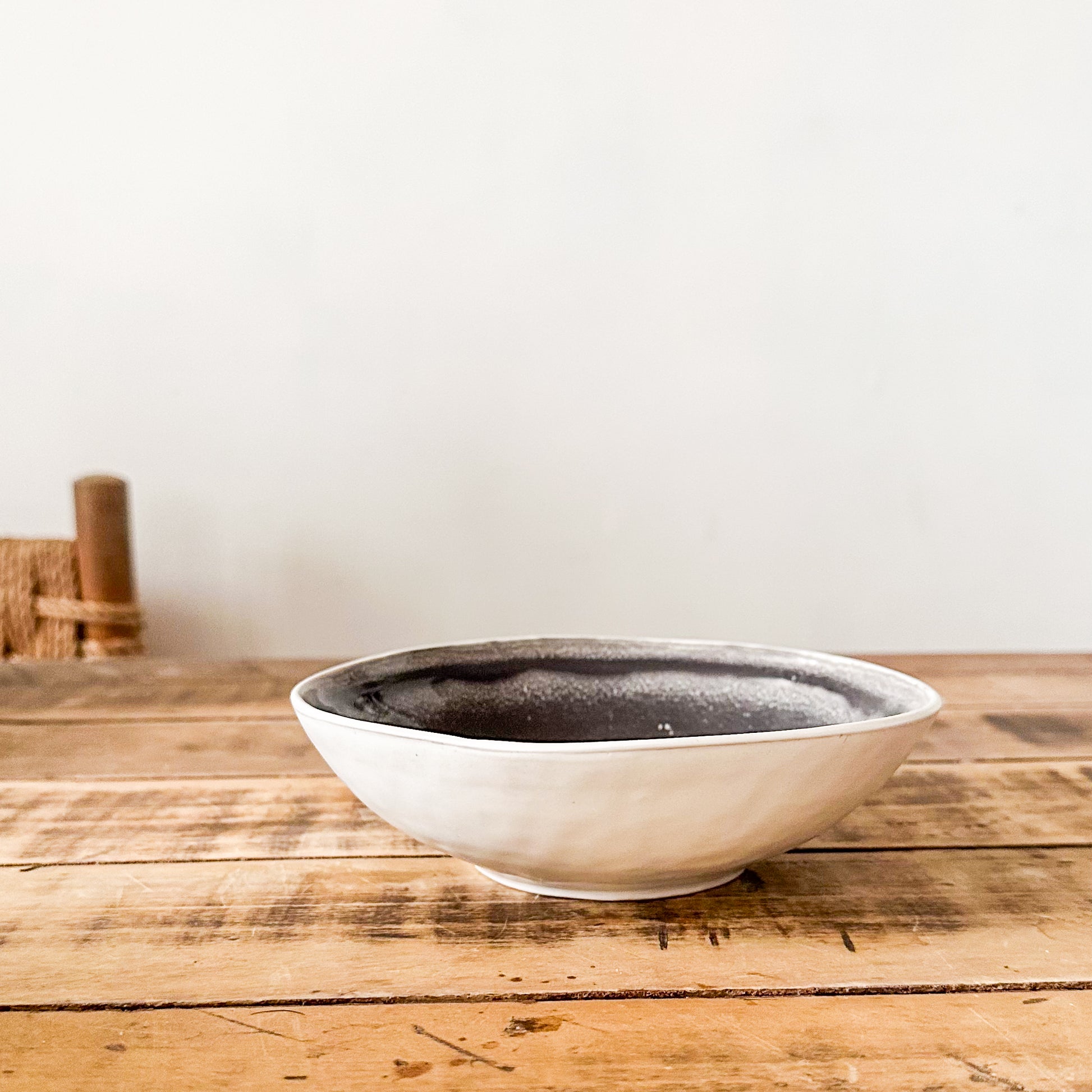 Bowl Cerámica Interior Negro - 18cm Bowl Frank Home Chile