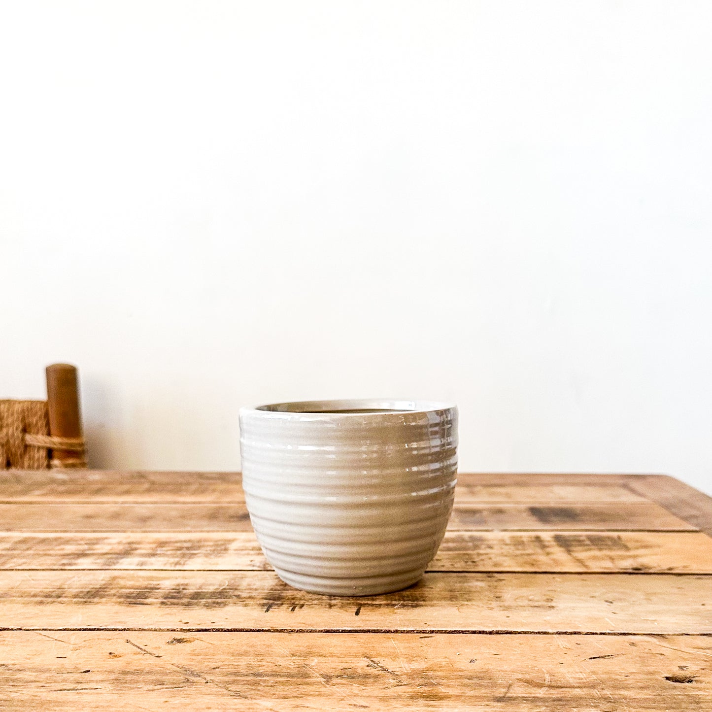 Porta Macetero Cerámica Esmaltada Gris - Diseño Moderno Porta Macetero Frank Home Chile