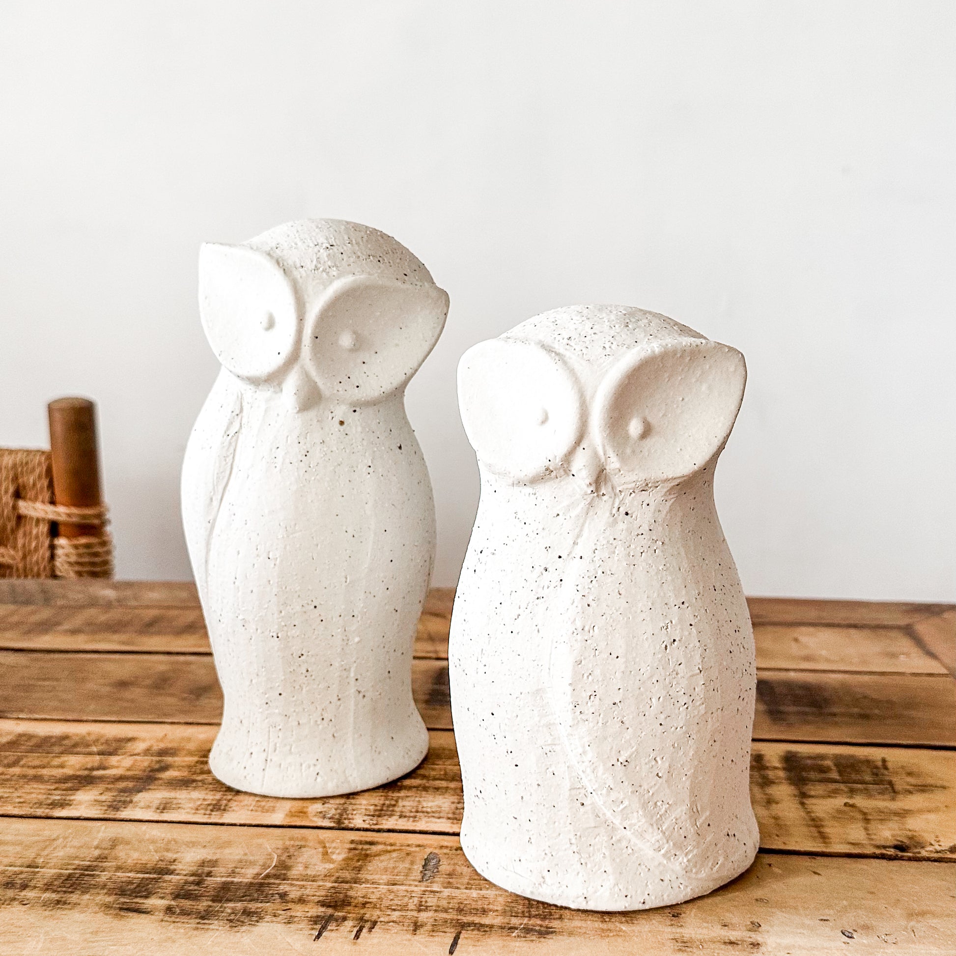 Adorno Búho Cerámica Texturada Dos Tamaños Adorno Frank Home Chile