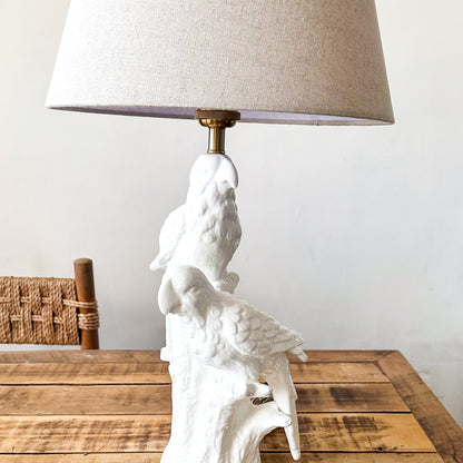 Lámpara Base Cerámica Esmaltada Pájaros Pantalla Beige Lampara de mesa y escritorio Frank Home Chile