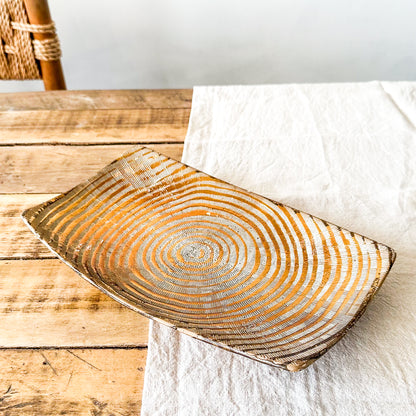 Bandeja Decorativa Metálica Bronce - Diseño Elegante Contemporáneo bandeja Frank Home Chile