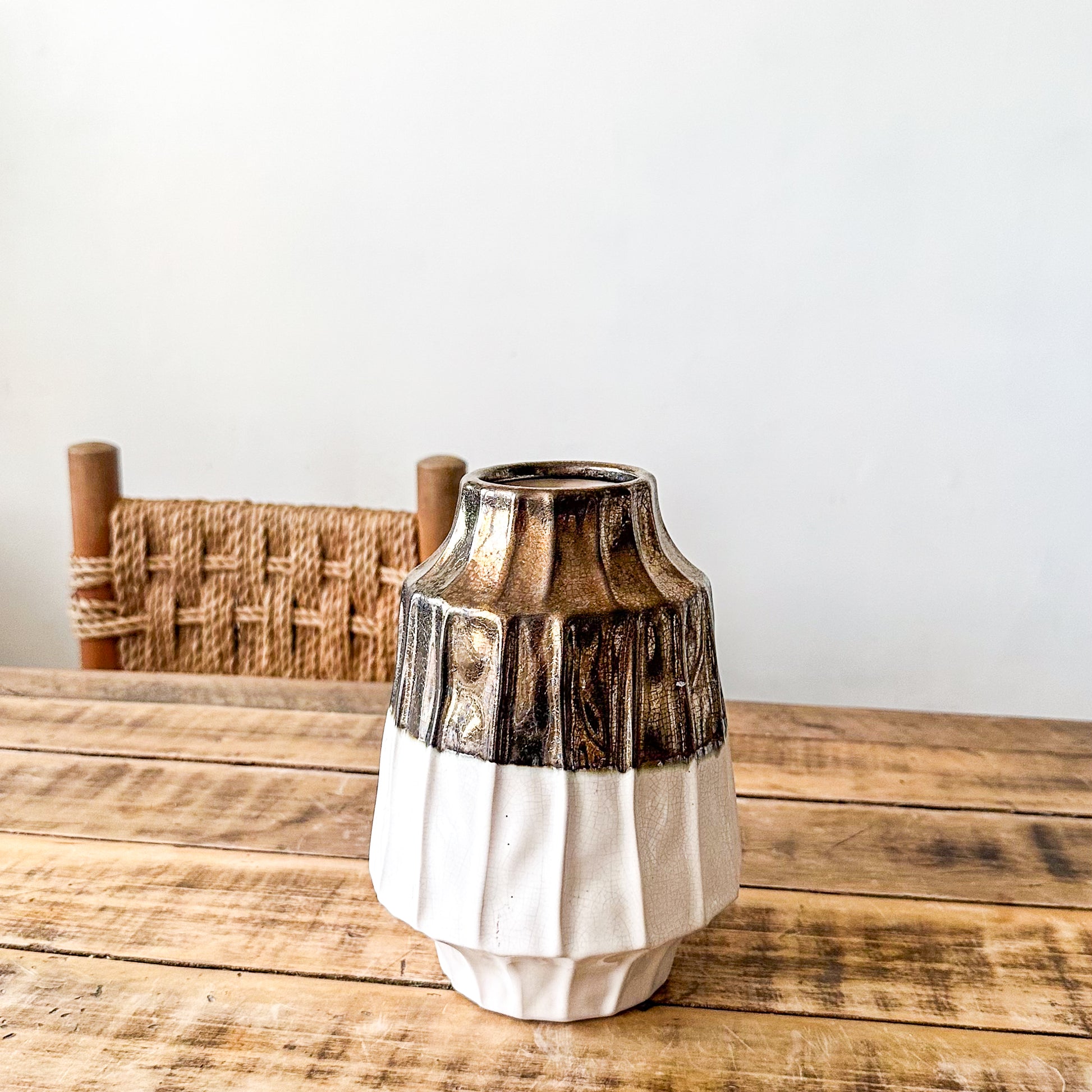 Florero Bicolor Cerámica Blanco Bronce Florero Frank Home Chile