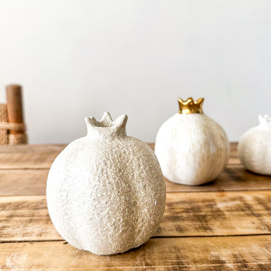 Floreros Granada Cerámica Esmaltada y Texturada | 3 Tamaños Beige Textura Blanca Florero Frank Home Chile