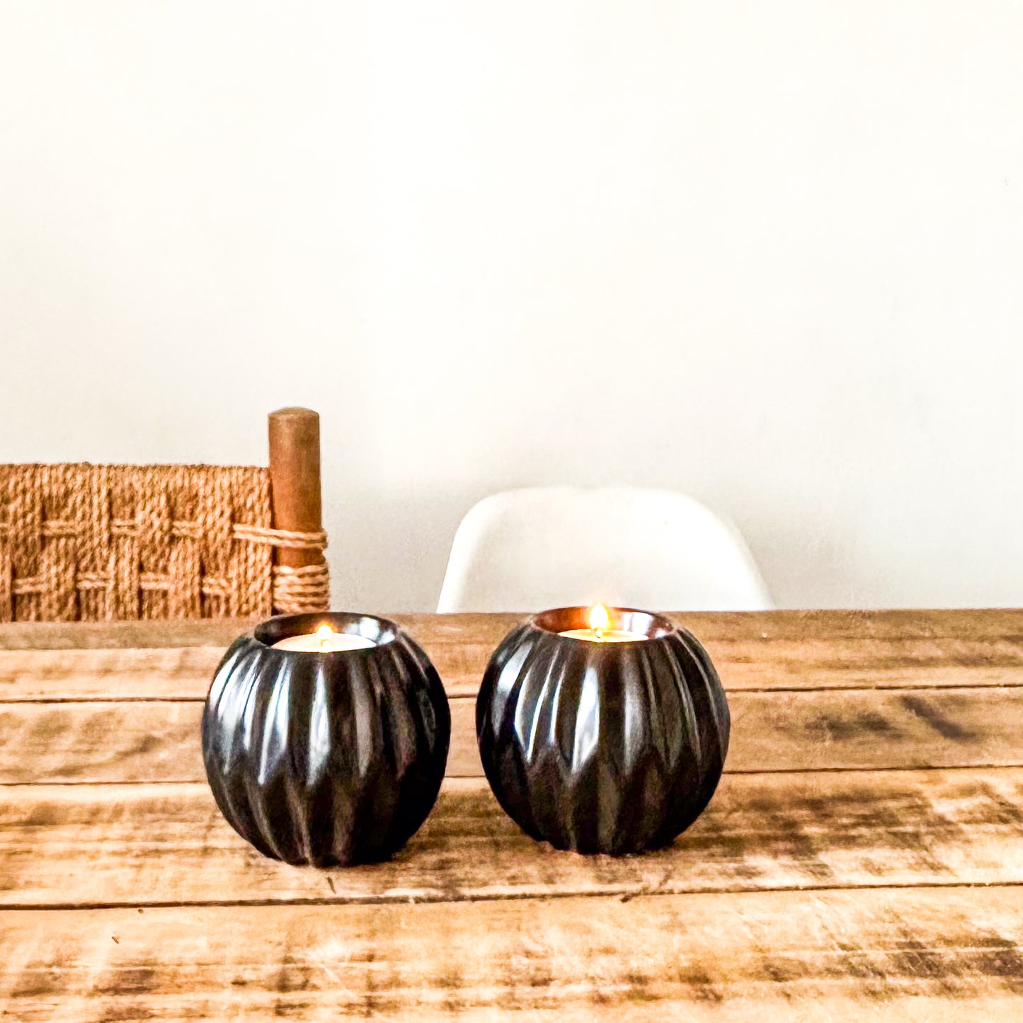 Set 2 Porta Velas Cerámica Negra Relieves Porta Vela Frank Home Chile