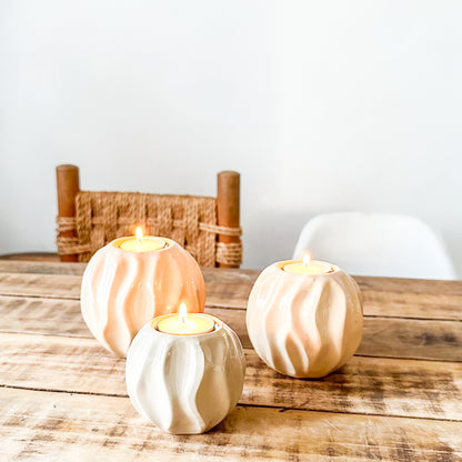 Set 3 Porta Velas Cerámica Esmaltada Ondas en Relieve Set Porta Velas Frank Home Chile