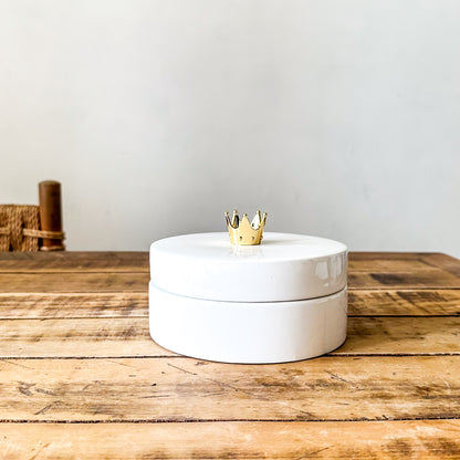 Joyero Cerámica Esmaltada Blanca Tapa Corona Anfora Frank Home Chile