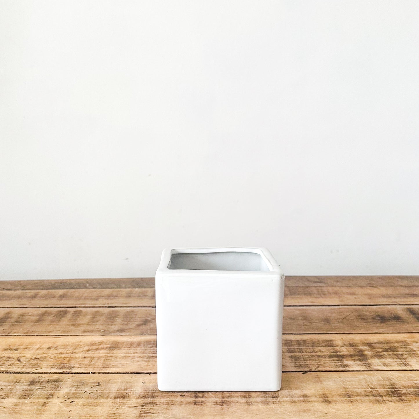 Porta Macetero Cerámica Blanca Esmaltada Porta Macetero Frank Home Chile