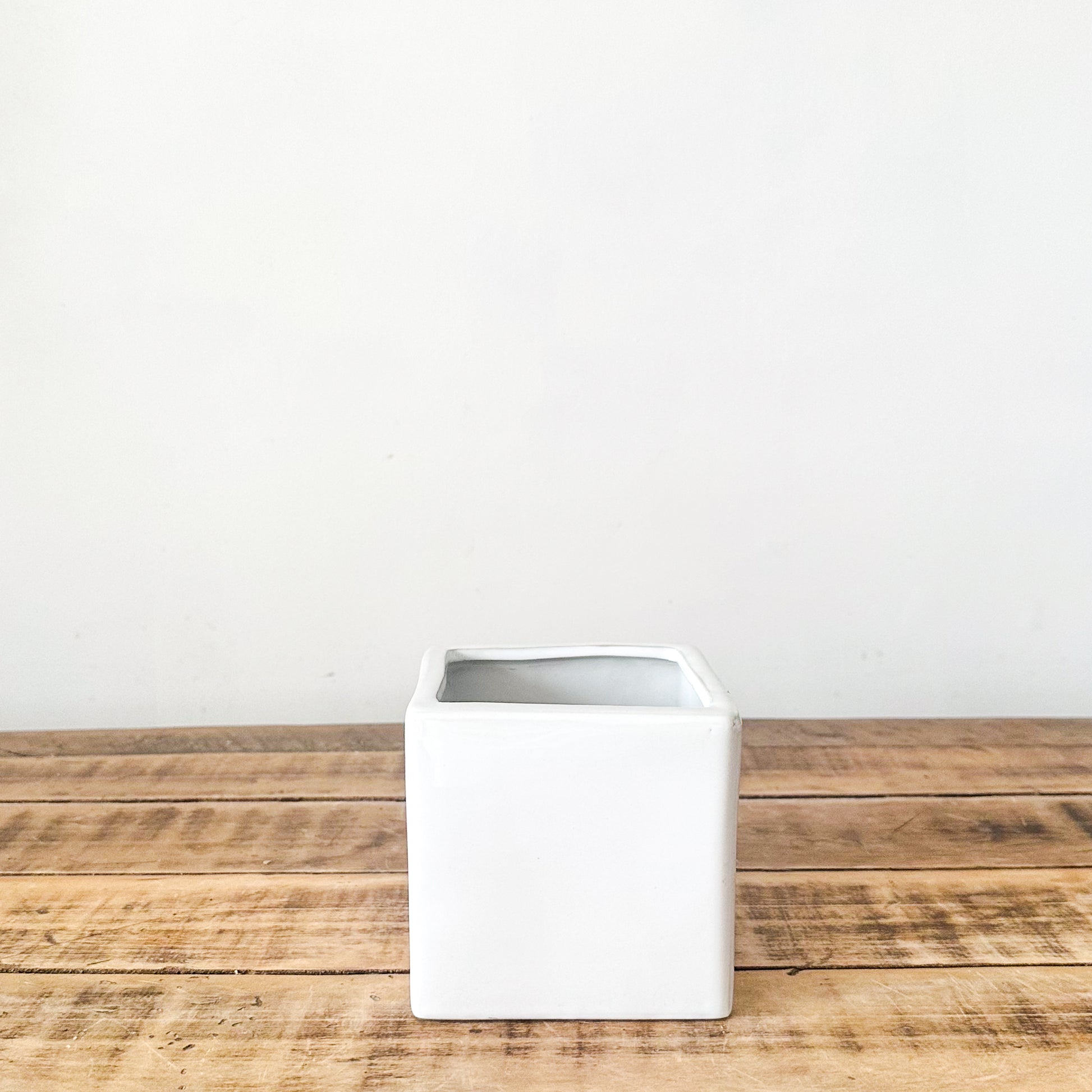 Porta Macetero Cerámica Blanca Esmaltada Porta Macetero Frank Home Chile