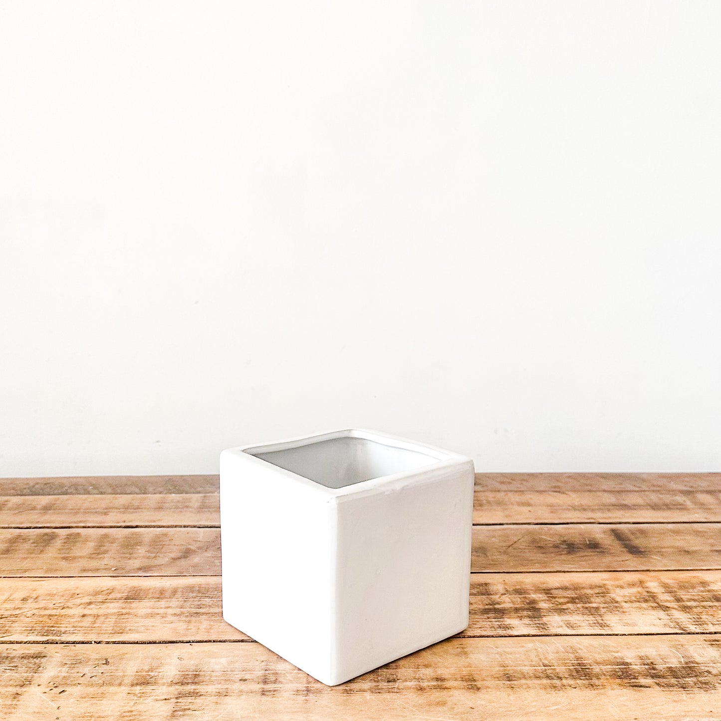 Porta Macetero Cerámica Blanca Esmaltada Porta Macetero Frank Home Chile