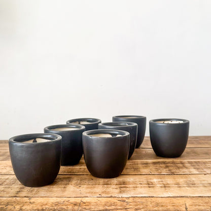 MIni Porta Macetero Cerámica Negra Porta Macetero Frank Home Chile