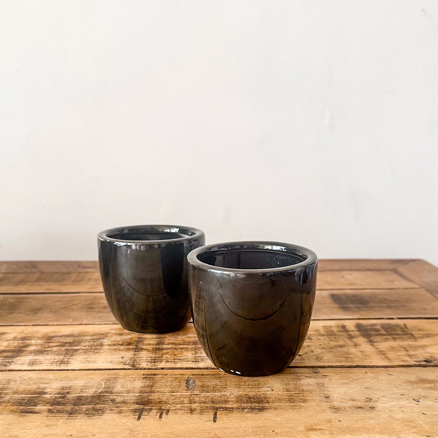 MIni Porta Macetero Cerámica Negra Porta Macetero Frank Home Chile