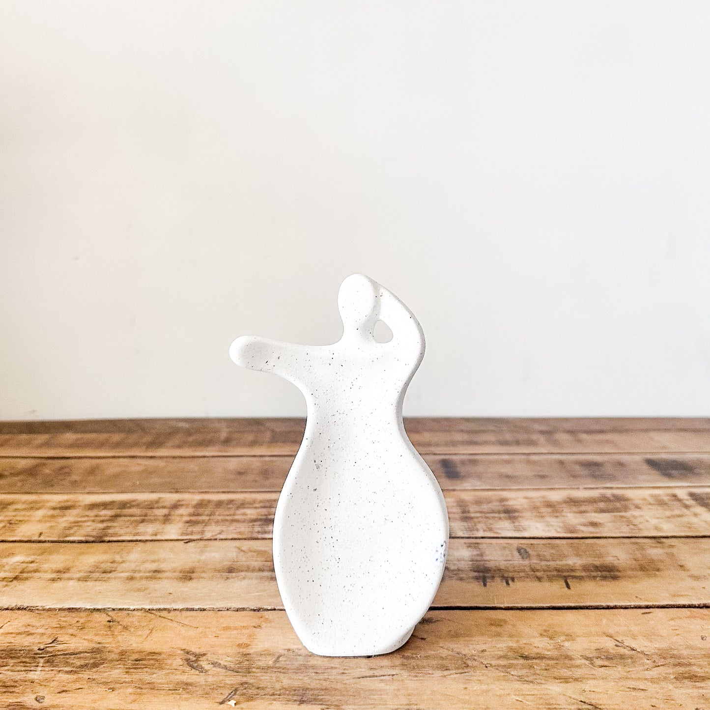 Adorno Figura Mujer Cerámica Texturada Minimalista Adorno Frank Home Chile