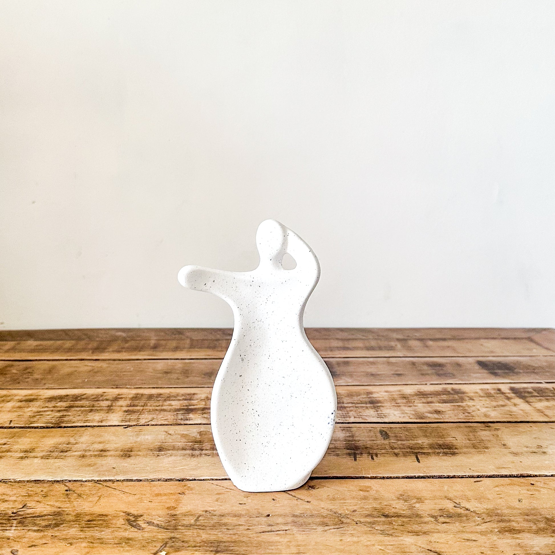 Adorno Figura Mujer Cerámica Texturada Minimalista Adorno Frank Home Chile