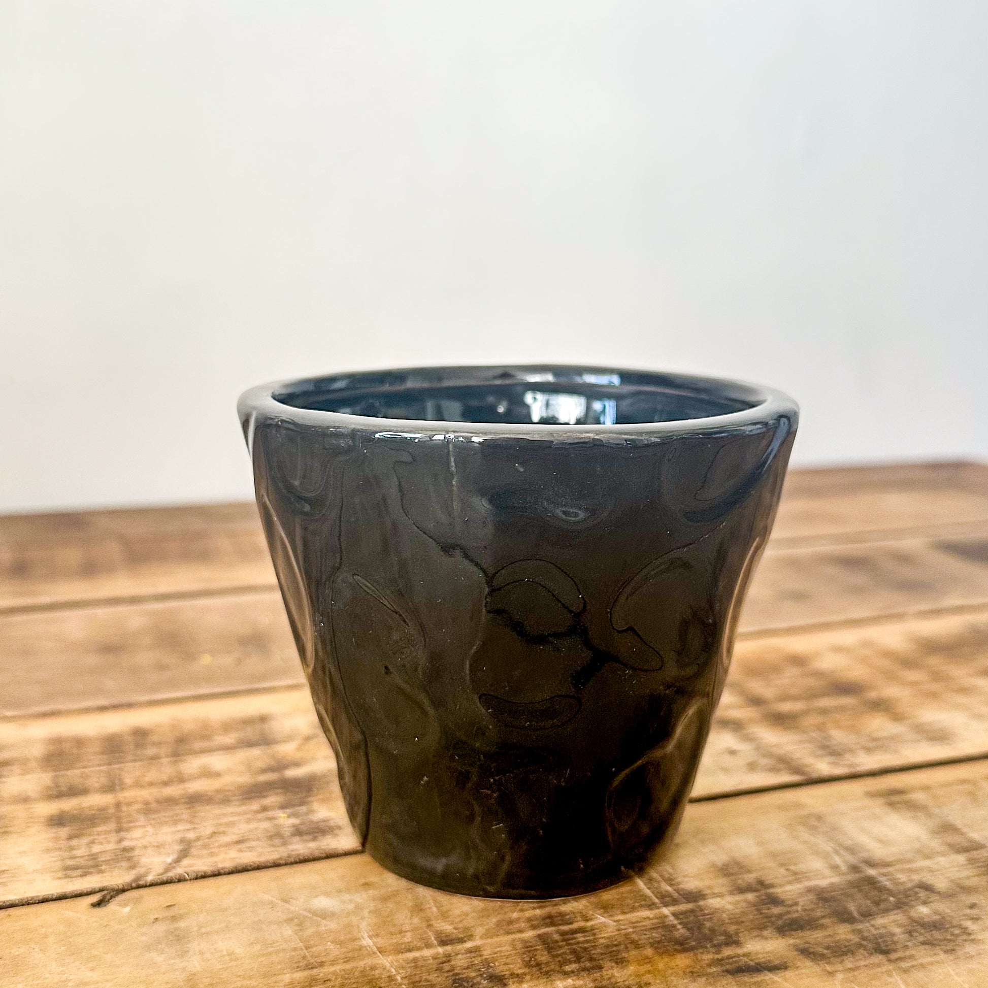 Porta Macetero Cerámica Esmaltada Negro Porta Macetero Frank Home Chile