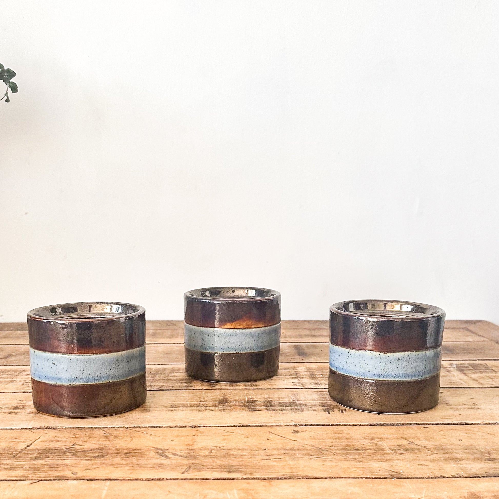 Macetero Cerámica Terminación Bronce 10x8,5 cm Macetero Frank Home Chile