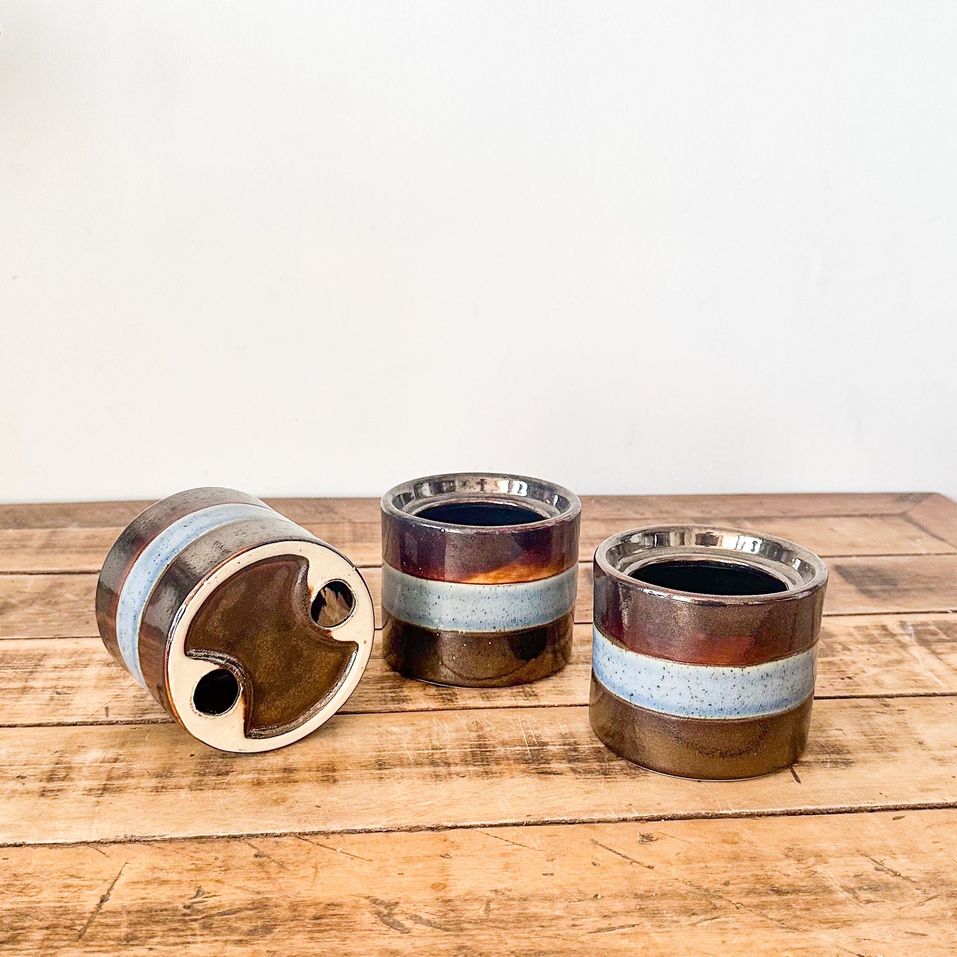 Macetero Cerámica Terminación Bronce 10x8,5 cm Macetero Frank Home Chile