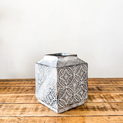 Jarrón Cerámica Tallada Florero Frank Home Chile