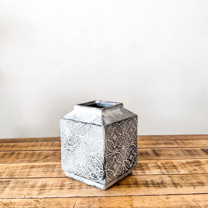 Jarrón Cerámica Tallada Florero Frank Home Chile