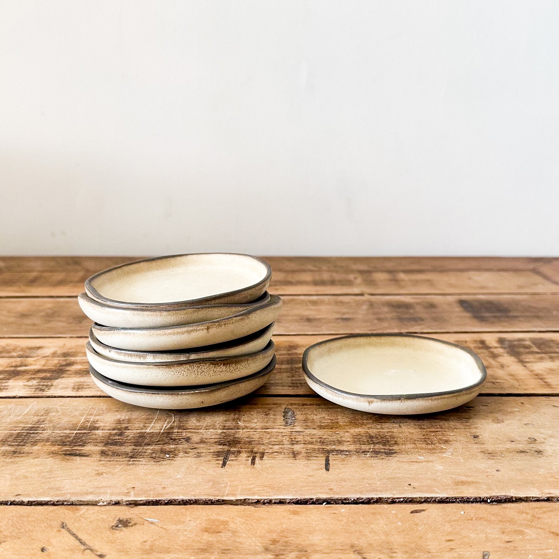Set 6 Mini Plato Aperitivos Cerámica Rustica Beige Plato Frank Home Chile