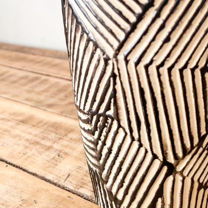 Lampara de Mesa Cerámica Texturada Lampara de mesa Frank Home Chile