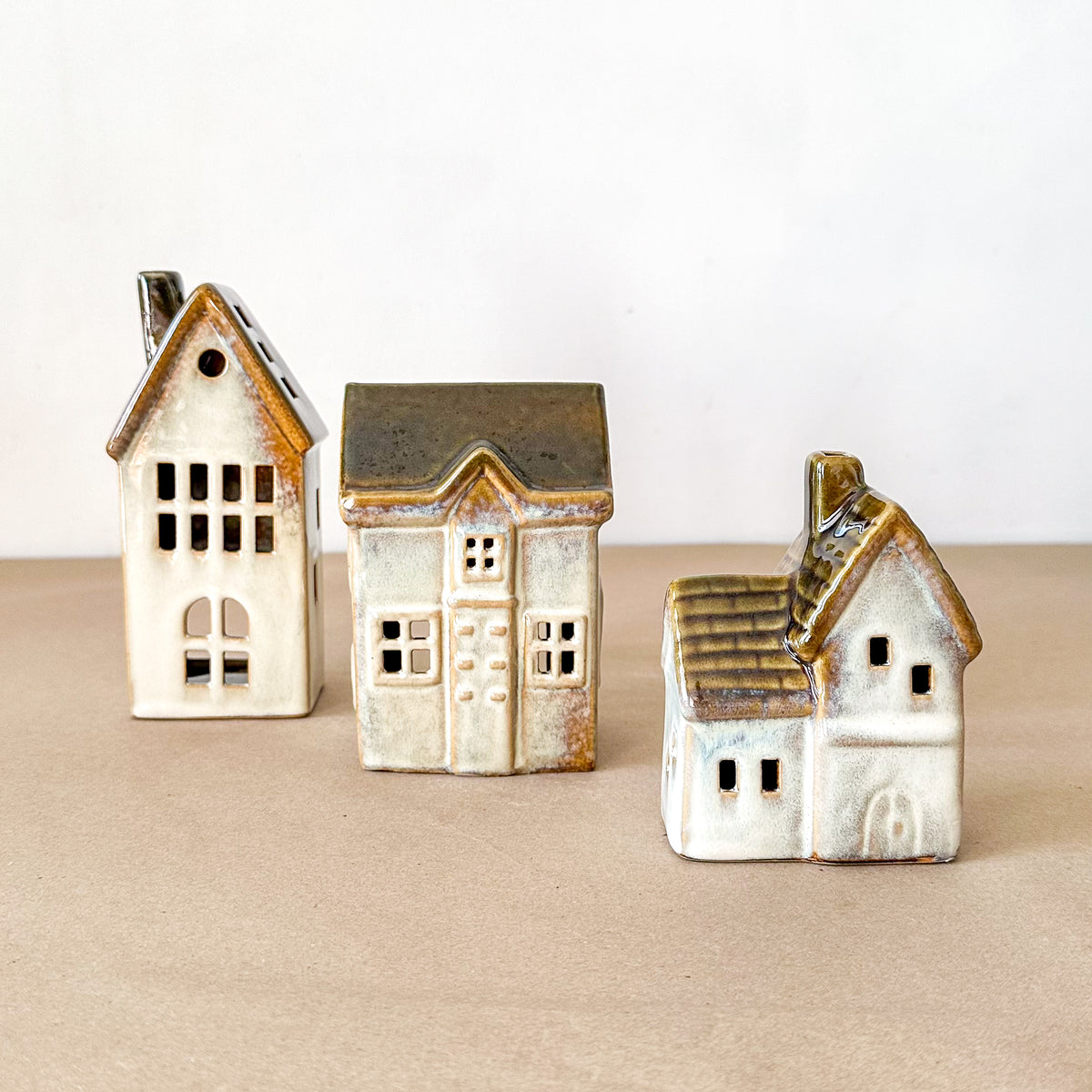 Set 3 Casitas Porta Velas Cerámica Esmaltada Adorno Frank Home Chile